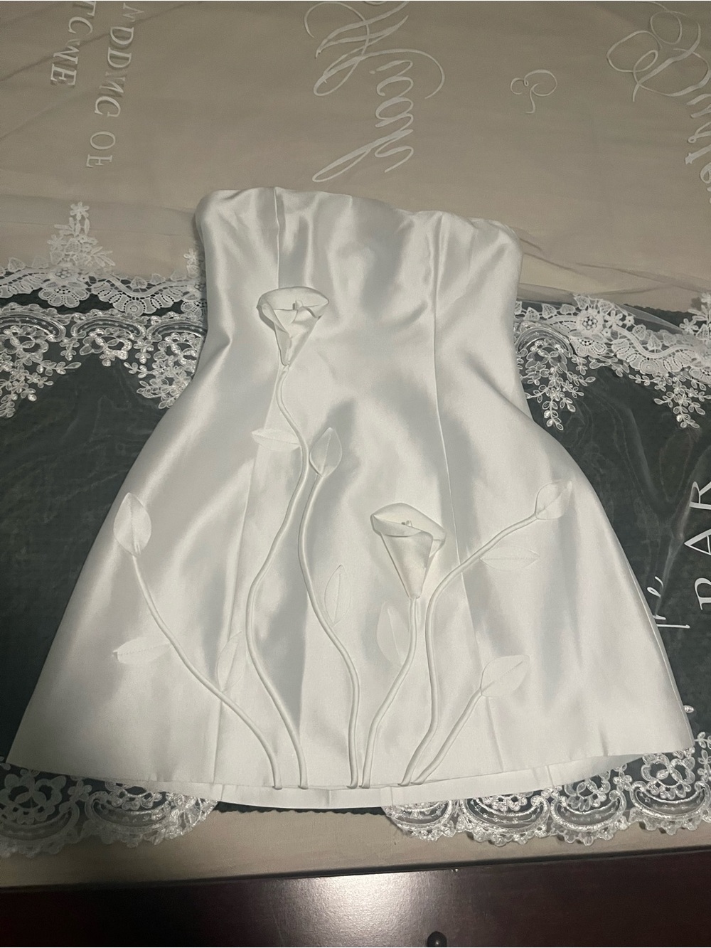 JW PEI White 3D Vine Floral Strapless Mini Dress - Picture 4 of 7